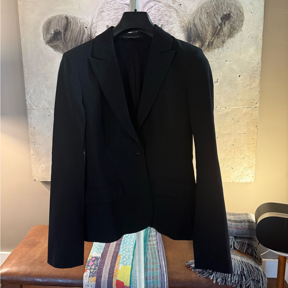 Theory Classic Black Women's Blazer size 8